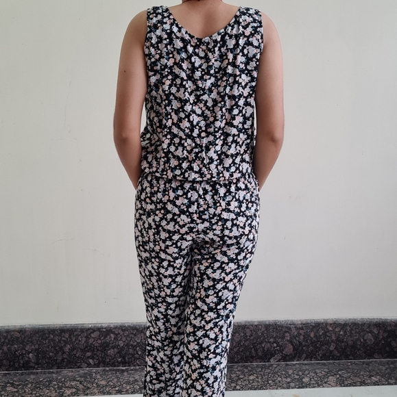 Cotton printed Overalls. - Picture 4 of 4